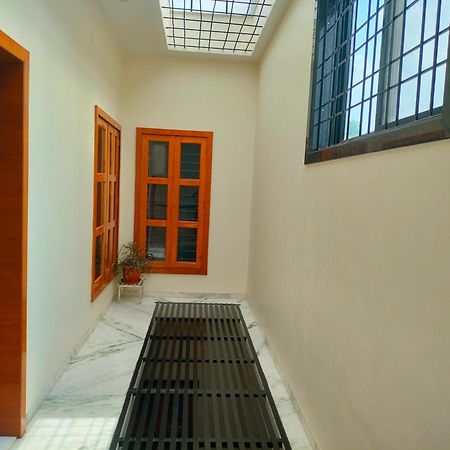Amritam Palace A Luxury Ac Home Stay Ringas Kültér fotó