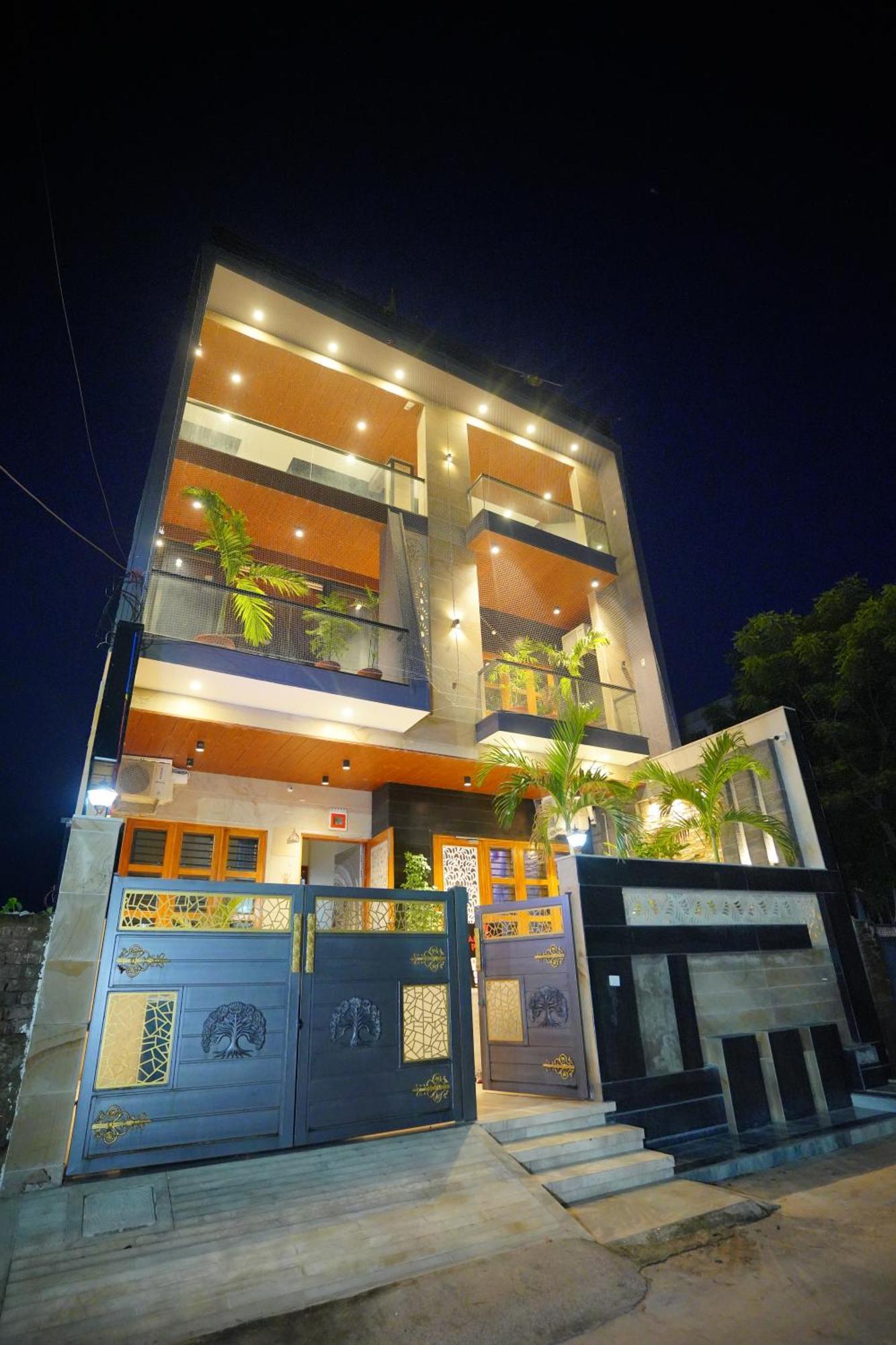 Amritam Palace A Luxury Ac Home Stay Ringas Kültér fotó