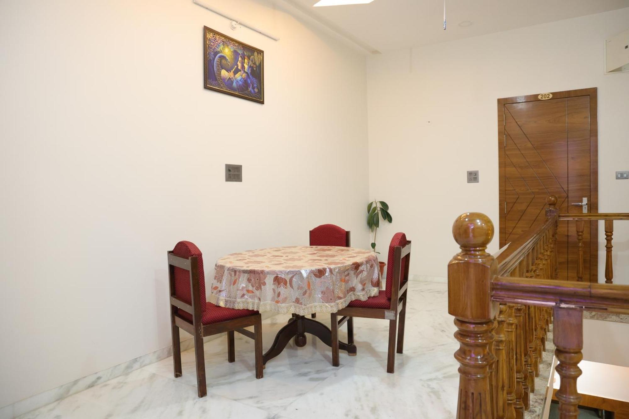 Amritam Palace A Luxury Ac Home Stay Ringas Kültér fotó