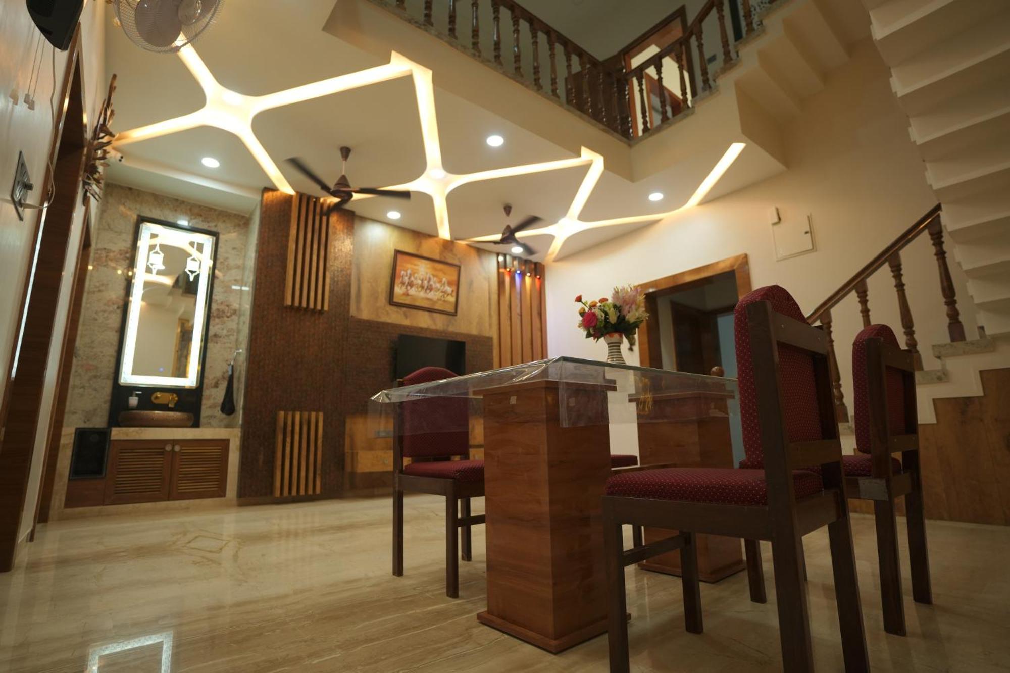 Amritam Palace A Luxury Ac Home Stay Ringas Kültér fotó