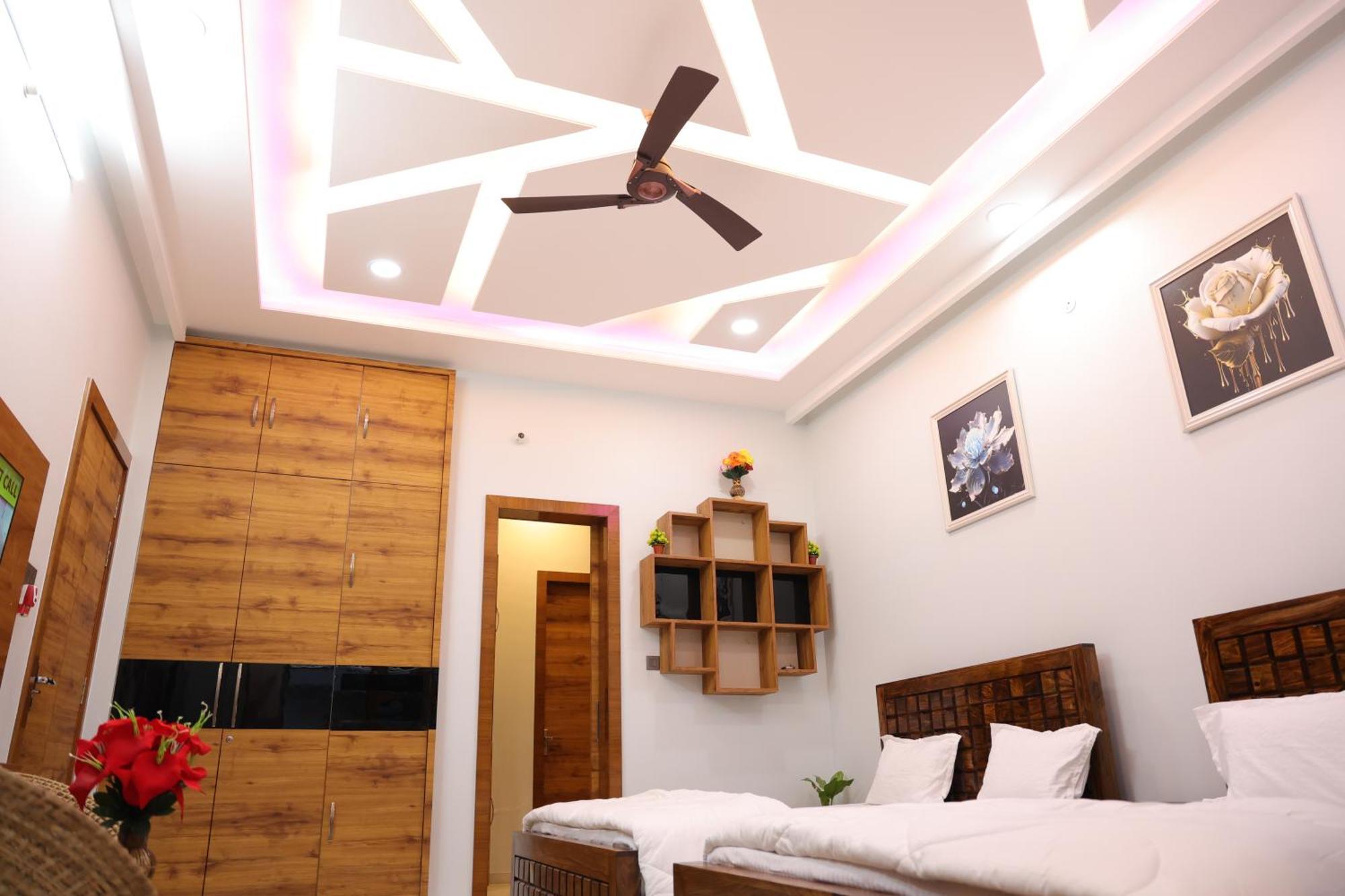 Amritam Palace A Luxury Ac Home Stay Ringas Kültér fotó