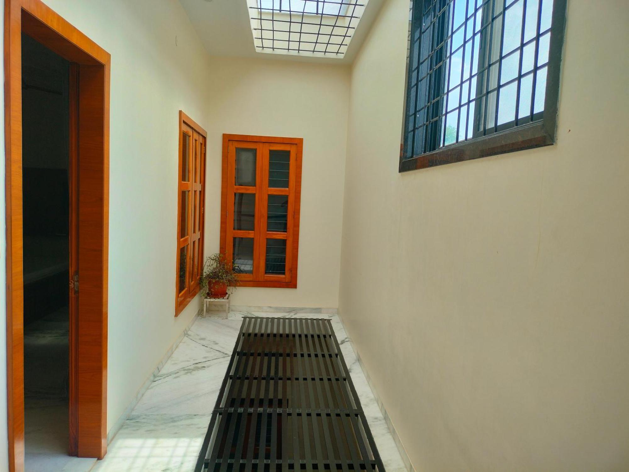 Amritam Palace A Luxury Ac Home Stay Ringas Kültér fotó