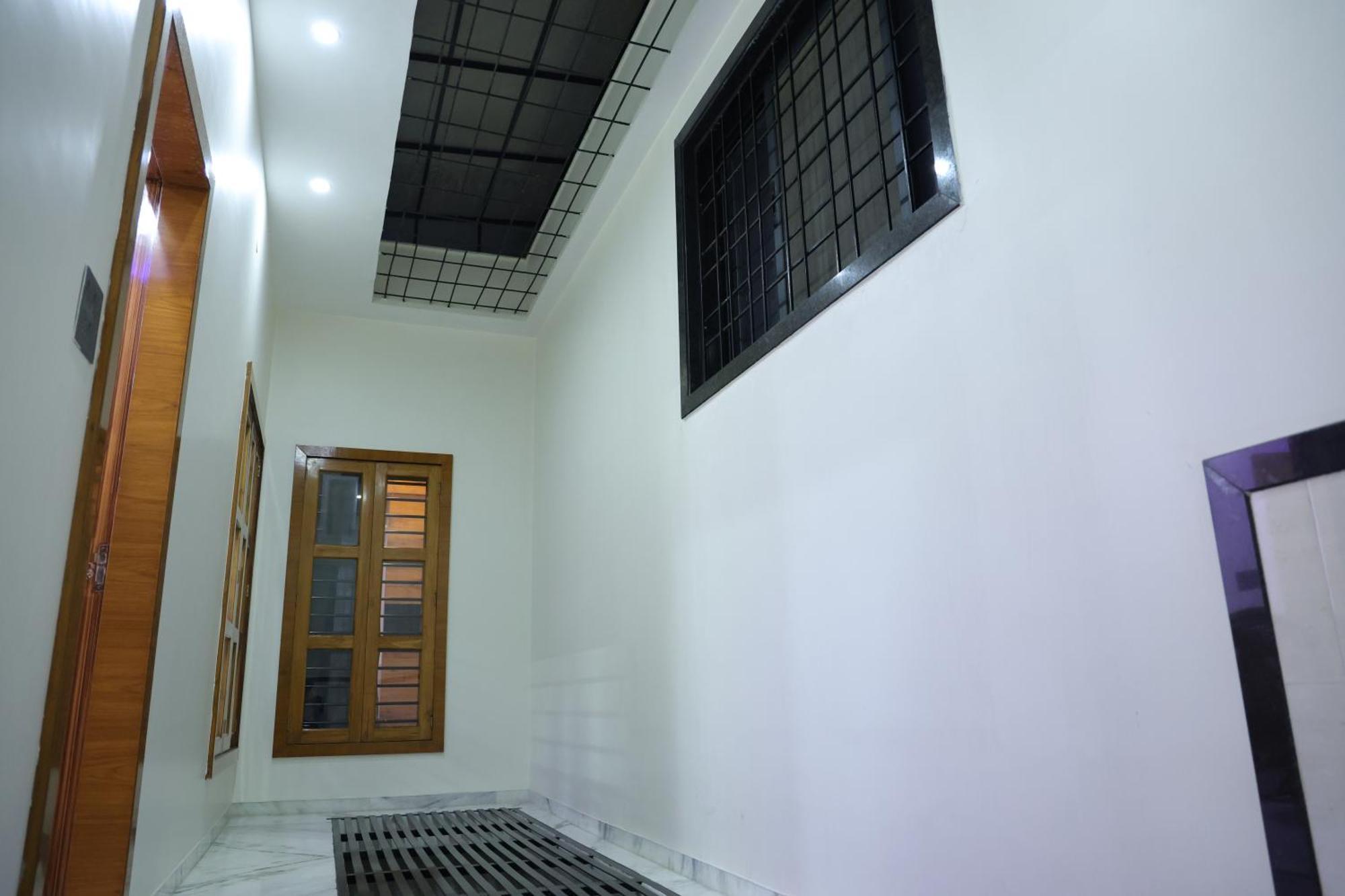 Amritam Palace A Luxury Ac Home Stay Ringas Kültér fotó