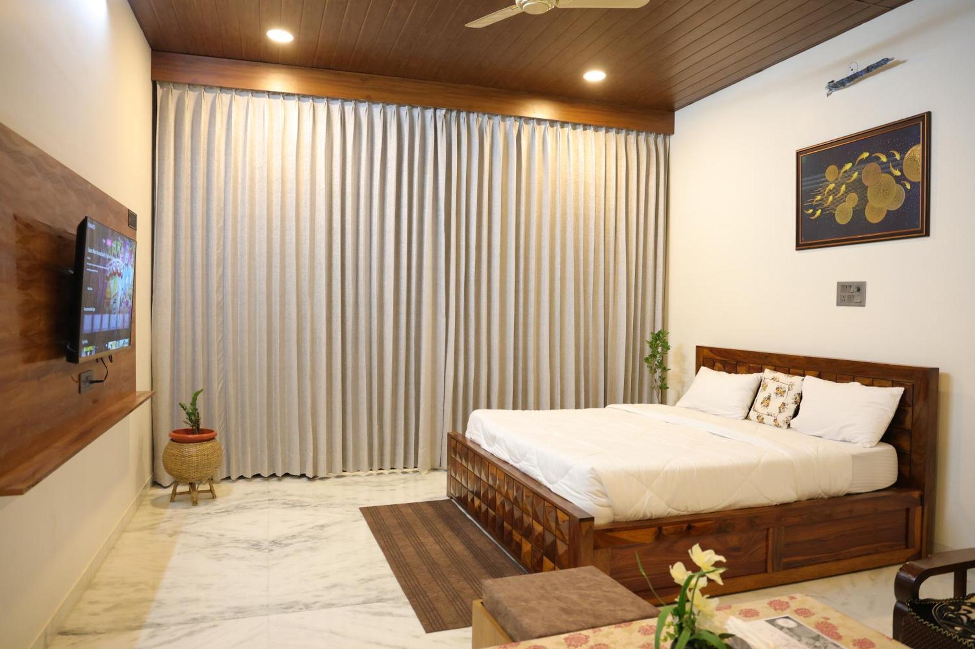 Amritam Palace A Luxury Ac Home Stay Ringas Kültér fotó